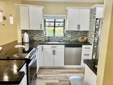 Beautiful Villa in the Amazing Whisper Walk 55+ Community in - photo 3