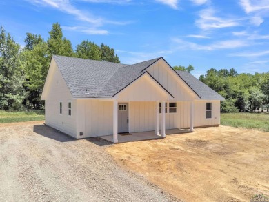 Lake Home For Sale in Mount Vernon, Texas