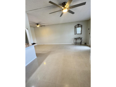 Welcome to this charming first-floor, one-bedroom - photo 3
