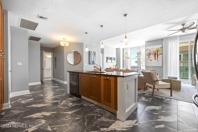 Nestled along Jacksonville's riverfront skyline, this premier - photo 8