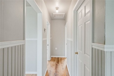 Move-in ready and beautifully remodeled, this charming 3-bedroom - photo 11