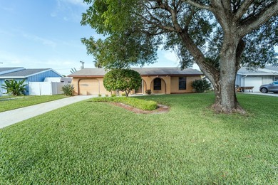 NO HOA! 3 bedroom/2 bath pool home located on a quiet street in - photo 2