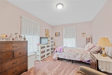 Nestled on a 1.34-acre lot in Webster, this spacious 5-bedroom - photo 19