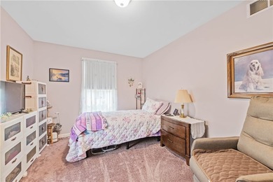 Nestled on a 1.34-acre lot in Webster, this spacious 5-bedroom - photo 20