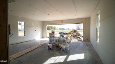 NEW CONSTRUCTION WITH INCREDIBLE VIEWS!! Located in MTN Crest