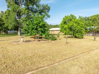 Close to Lake Whitney! Formerly a restaurant, this one-of-a-kind - photo 3