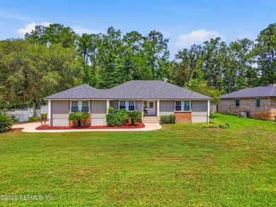 Welcome to this beautiful 4-bedroom, 2.5-bath home in the heart - photo 1
