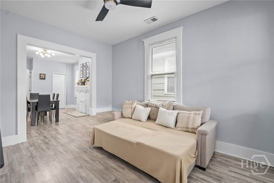 Welcome to this beautifully renovated bungalow in the heart of - photo 3