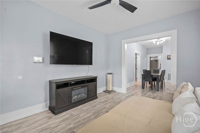 Welcome to this beautifully renovated bungalow in the heart of - photo 5