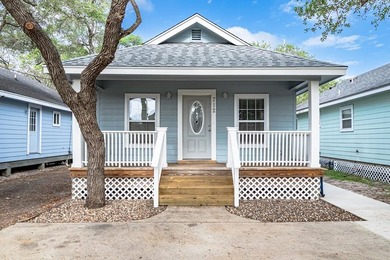 Welcome to 712 Moline, a beautifully updated coastal cottage in - photo 1