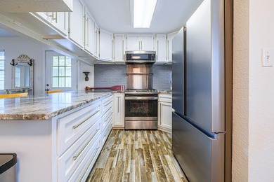 Furnished 2-Bedroom Cottage Just Steps from the Beach! Welcome - photo 10