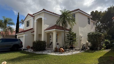 Gorgeous Single home 3 Bedrooms, 2.5 Bath located in the heart - photo 4