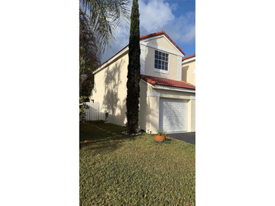 Gorgeous Single home 3 Bedrooms, 2.5 Bath located in the heart - photo 6