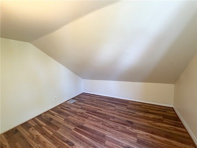 Beautifully maintained Cape Cod home located on a quiet street - photo 13