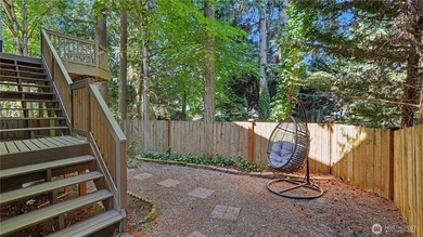 Experience the perfect blend of modern design and Northwest - photo 15