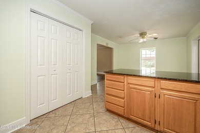 Move right in and start enjoying all that Ocean Springs has to - photo 17