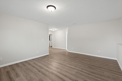 Space to spread out, a backyard you'll love, and a location - photo 17