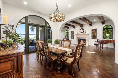 Nestled serenely on the front row, this extraordinary estate - photo 18