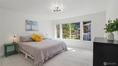 Experience the perfect blend of modern design and Northwest - photo 23