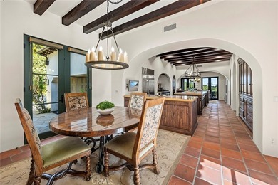 Nestled serenely on the front row, this extraordinary estate - photo 26