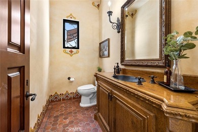 Nestled serenely on the front row, this extraordinary estate - photo 34