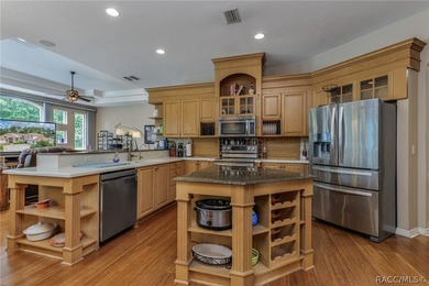 BEAUTIFULLY WELL APPOINTED LUXURY 5/3/3 POOL HOME LOCATED IN THE - photo 7