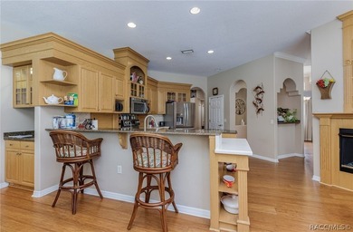 BEAUTIFULLY WELL APPOINTED LUXURY 5/3/3 POOL HOME LOCATED IN THE - photo 10