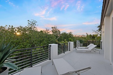 Tucked away at the end of a quiet, private lane in the exclusive - photo 47