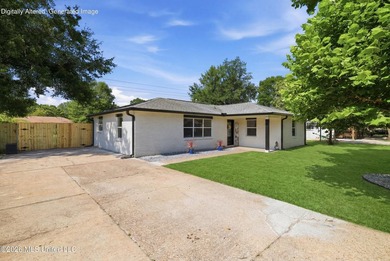 BACK ON THE MARKET AT NO FAULT TO SELLER! Move right into this - photo 5
