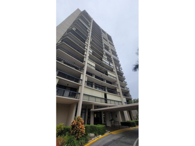 Lake Mangonia Condo For Sale in West Palm Beach Florida