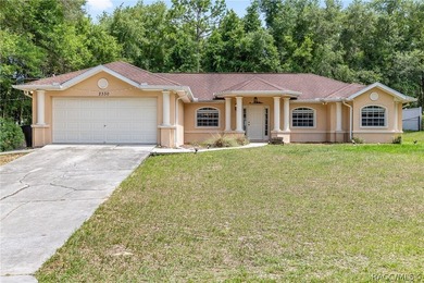 Beautiful 3-bedroom, 2-bath home in the heart of Citrus Springs - photo 2