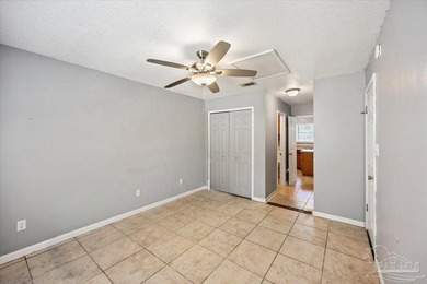 Charming 1 bedroom, 1 bath townhome offering 643 square feet of - photo 14