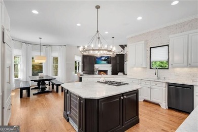 PREPARE TO BE MESMERIZED by this *SMART* PRISTINE POOL HOME on - photo 15