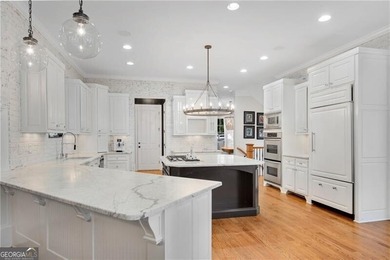 PREPARE TO BE MESMERIZED by this *SMART* PRISTINE POOL HOME on - photo 17