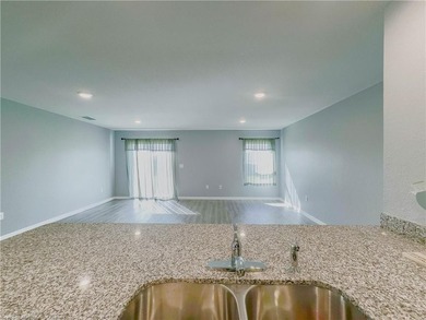 Welcome to this 4-bedroom, 2-bathroom home, perfect for families - photo 17