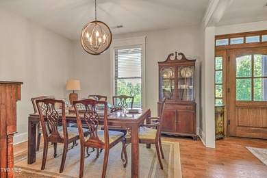 Back on the Market at no fault of house or Sellers. Luxury - photo 17
