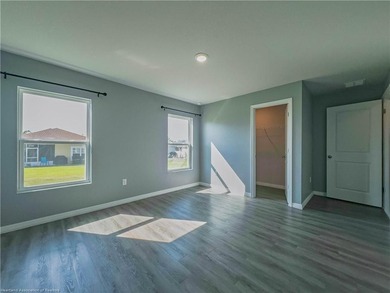 Welcome to this 4-bedroom, 2-bathroom home, perfect for families - photo 21