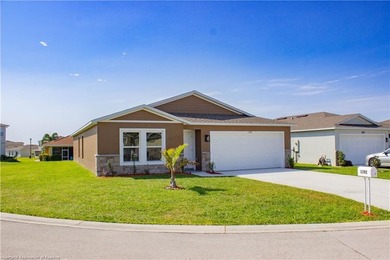 Welcome to this 4-bedroom, 2-bathroom home, perfect for families - photo 25