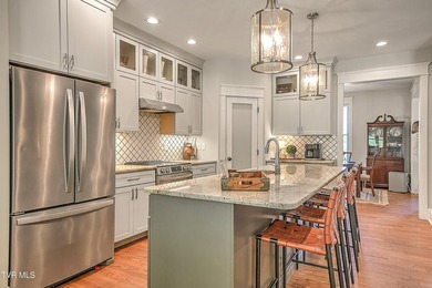 Back on the Market at no fault of house or Sellers. Luxury - photo 26