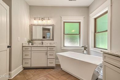 Back on the Market at no fault of house or Sellers. Luxury - photo 45