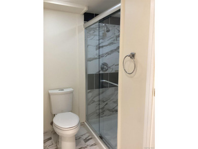 Come see this Move in Ready Colonial and call it your home! - photo 46