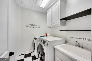 PREPARE TO BE MESMERIZED by this *SMART* PRISTINE POOL HOME on - photo 47