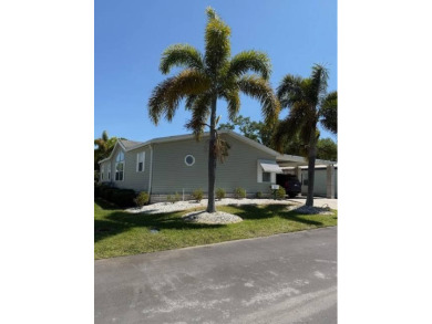 (private lake, pond, creek) Home For Sale in Auburndale Florida