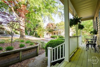 Charming lake cottage with deep water access (approximately 30 - photo 7