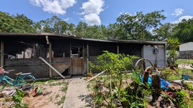 Half-acre homesite with full infrastructure in an established - photo 2