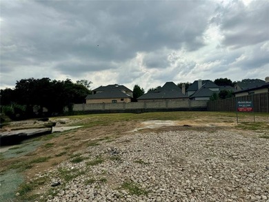 Bachman Lake Lot For Sale in Dallas Texas