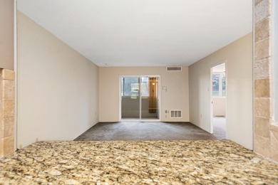 Lake Hamilton condo investment opportunity in Beacon Manor. This - photo 12