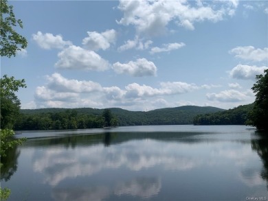 Cranberry Pond -Rockland County Acreage For Sale in Sloatsburg New York