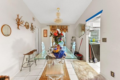 Beautiful 1-story home with 3 bedrooms and 2 bathrooms, perfect - photo 7