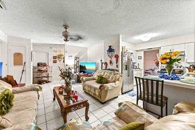 Beautiful 1-story home with 3 bedrooms and 2 bathrooms, perfect - photo 8